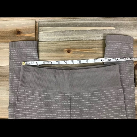 Athleta shimmer stripe seamless workout tights - Picture 4 of 5